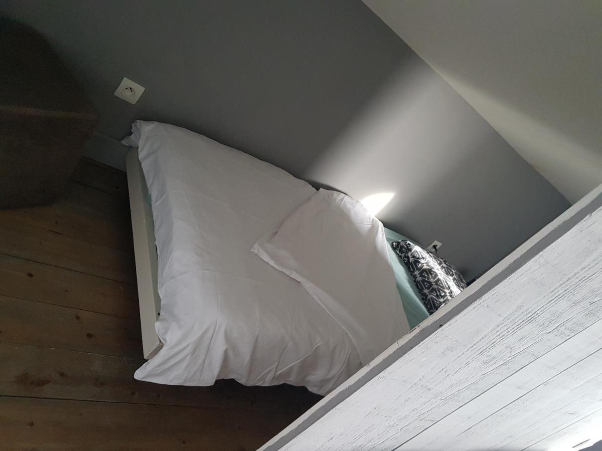 Gite Cocooning Avec Piscine Bouge-Chambalud Eksteriør bilde